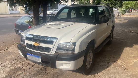 CHEVROLET BLAZER 2.8 COLINA 4X4 12V TURBO ELECTRONIC DIESEL 4P MANUAL CHEVROLET BLAZER 2.8 COLINA 4X4 12V TURBO ELECTRONIC DIESEL 4P MANUAL